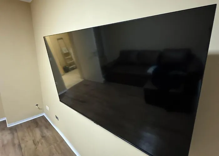 شقة New & Modern 3room Flat Haubitzer Lake- Close To Autobahn A38 A72 - Leipzig - Borna- Markkleeberg & Neuseeland By Respect Host