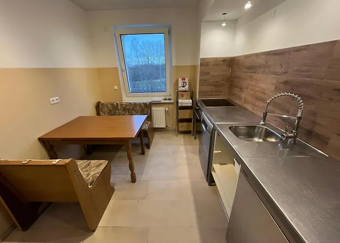 New & Modern 3room Flat Haubitzer Lake- Close To Autobahn A38 A72 - Leipzig - Borna- Markkleeberg & Neuseeland By Respect Host شقة Neukieritzsch