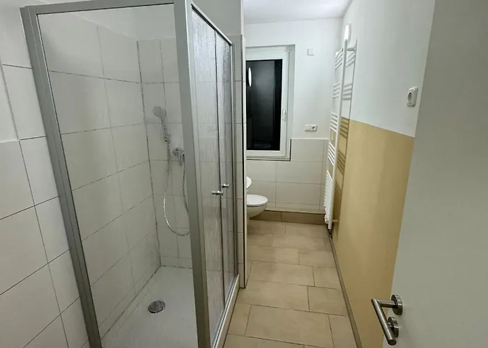 شقة New & Modern 3room Flat Haubitzer Lake- Close To Autobahn A38 A72 - Leipzig - Borna- Markkleeberg & Neuseeland By Respect Host *